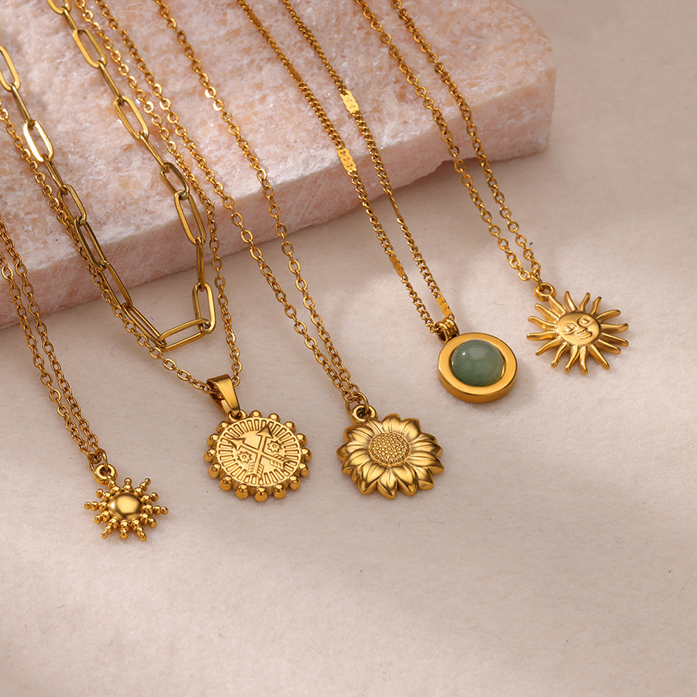 Birth Flower Necklace - الفولاذ المقاوم للصدأ هندسية قلادة للنساء
