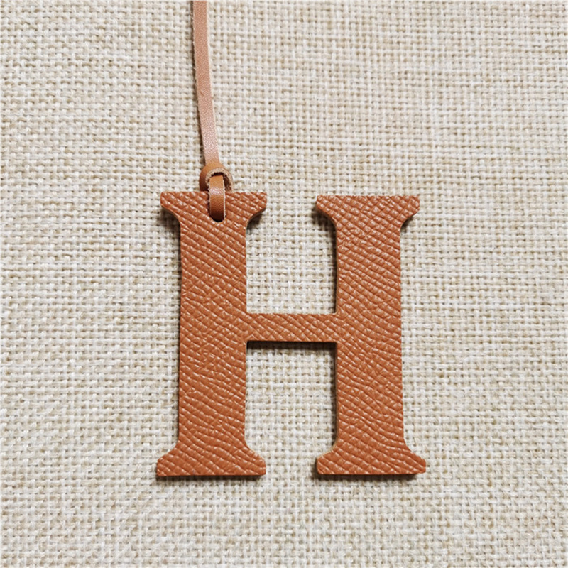 الجملة جلد طبيعي فاخر D E F G  - مراجعة Monogram Keychain Leather وسعره