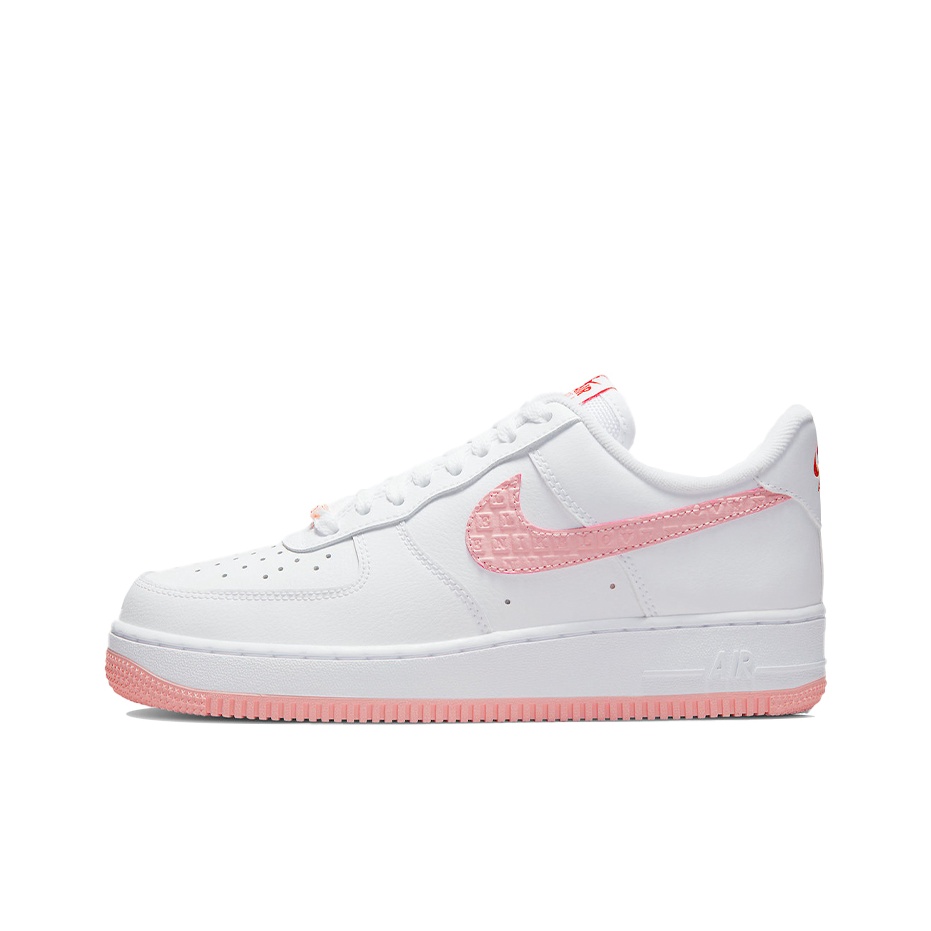 حذاء نايك إير فورس 1 للنساء من - مراجعة Nike Shoes Air Force 1 وسعره