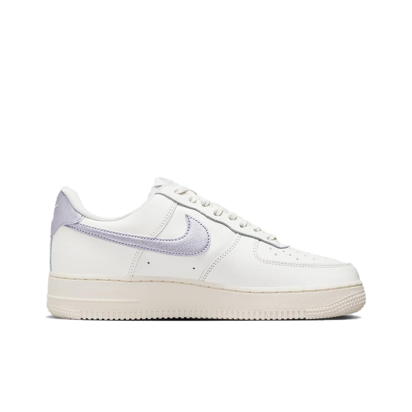 حذاء نايك إير فورس 1 مقاوم للا - مراجعة Nike Shoes Air Force 1 وسعره