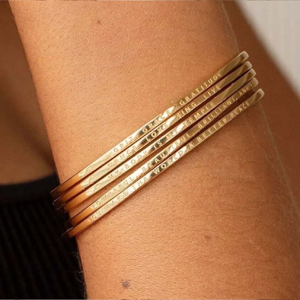 زوجين نقش اسم النص مخصص الإسور - مراجعة Coordinates Bracelet وسعره
