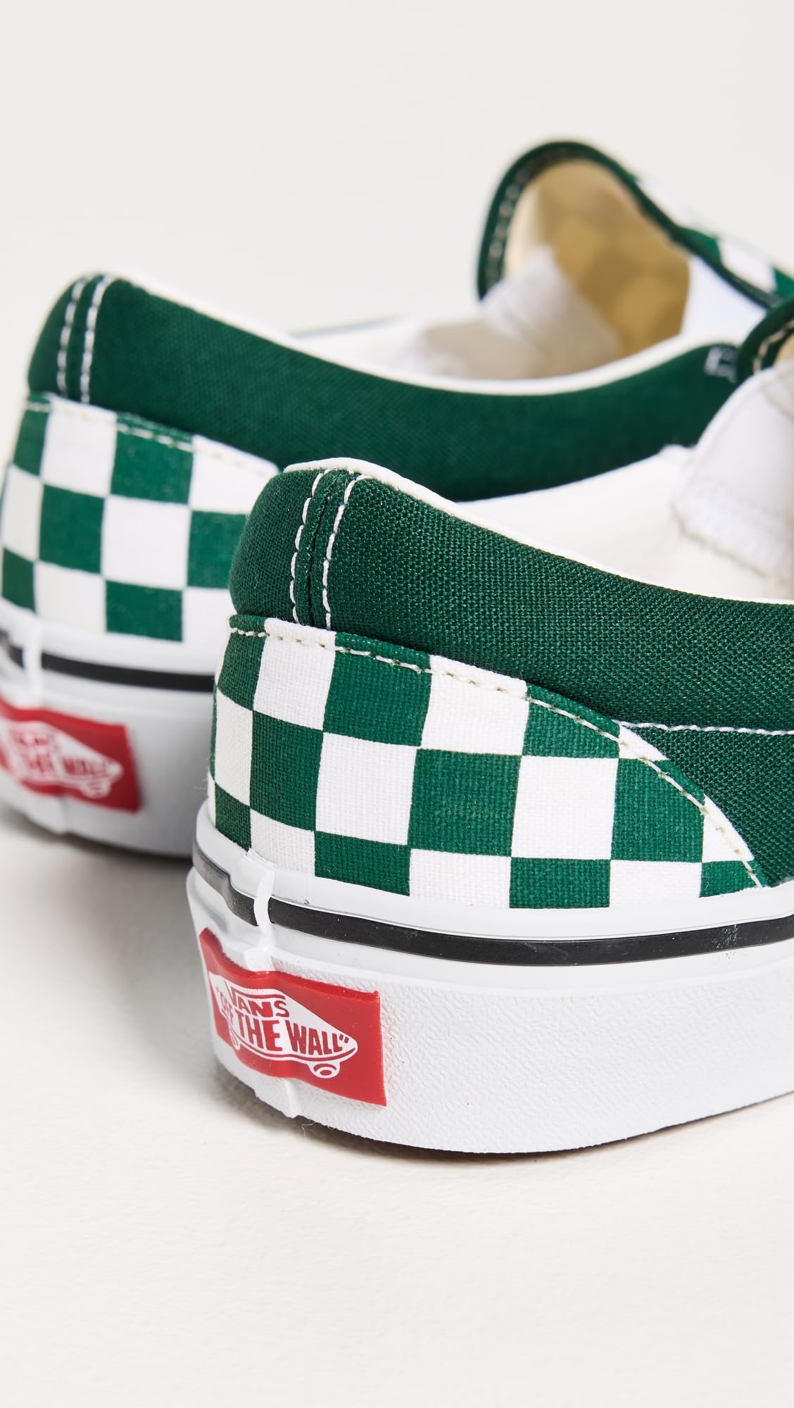 حذاء فانز الكلاسيكي للرجال سهل - مراجعة Vans Shoes Old Skool وسعره